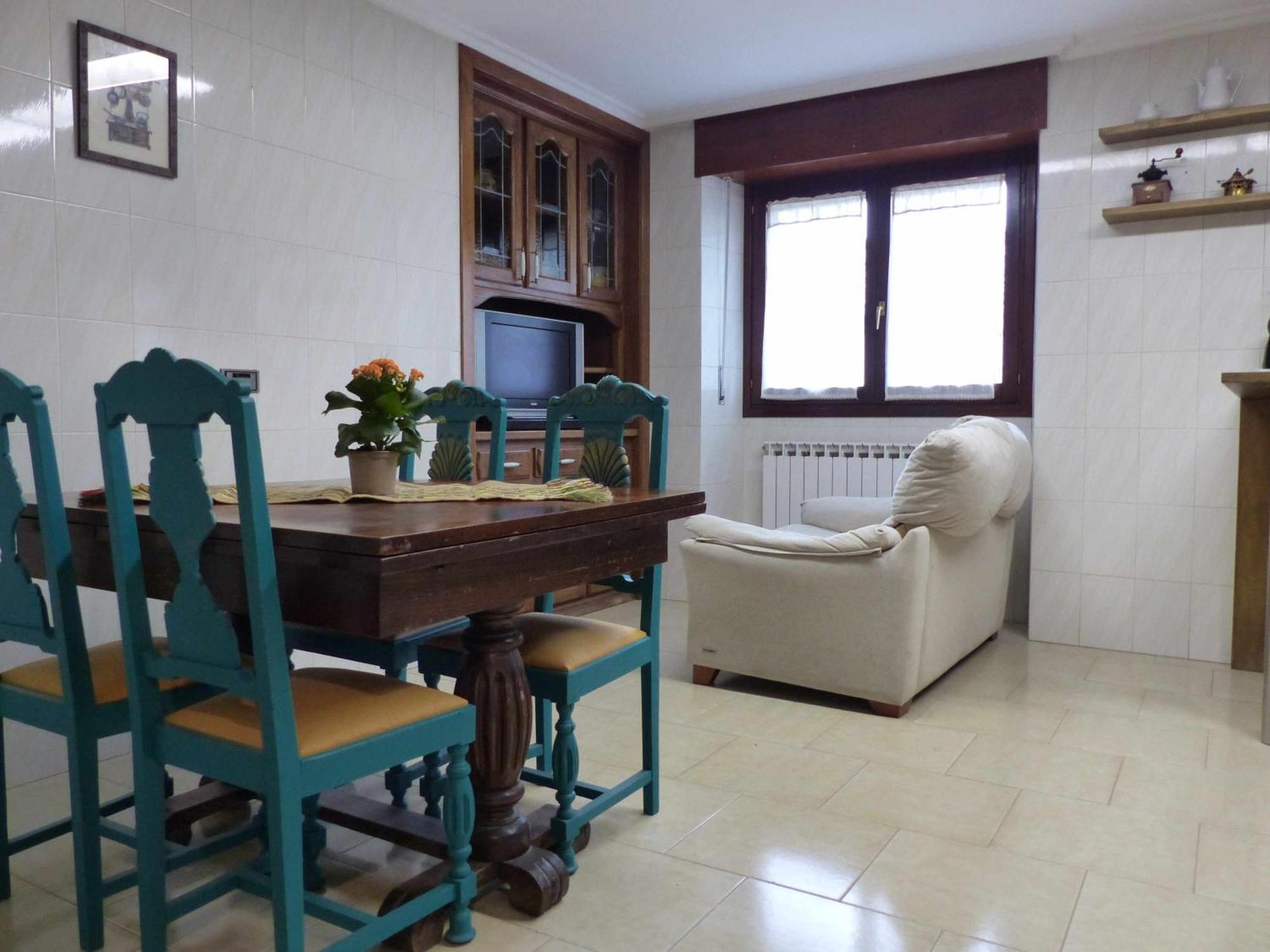 Casa Albaitar Con Piscina Y Sala De Juegos Azcona Luaran gambar